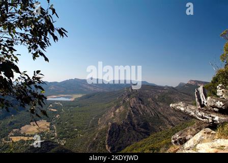 Australia, vista da Boroka Lookout a Halls Gap e al parco nazionale del lago Bellfield im Grampians Foto Stock