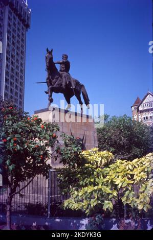 Shivaji Bhonsale i, anche chiamato Chhatrapati Shivaji Maharaj, era un governatore indiano e un membro del clan di Bhonsle Maratha. Shivaji scolpì il suo regno indipendente dal declino del sultanato di Adilshahi di Bijapur che formò la genesi dell'Impero Maratha. Foto Stock