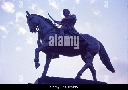 Shivaji Bhonsale i, anche chiamato Chhatrapati Shivaji Maharaj, era un governatore indiano e un membro del clan di Bhonsle Maratha. Shivaji scolpì il suo regno indipendente dal declino del sultanato di Adilshahi di Bijapur che formò la genesi dell'Impero Maratha. Foto Stock