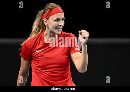 Glasgow, Scozia, 09/11/2022, Glasgow, Scozia, REGNO UNITO. 9th Novembre 2022. Il belga Maryna Zanevska festeggia nel corso di una partita di tennis contro lo slovacco Schmiedlova, la seconda partita del pareggio tra Belgio e Slovacchia nella fase di gruppo delle finali della Billie Jean King Cup a Glasgow, Scozia, mercoledì 09 novembre 2022. Il torneo si svolge dal 8 al 13 novembre 2022. BELGA PHOTO LAURIE DIEFFEMBACQ Credit: Belga News Agency/Alamy Live News Foto Stock