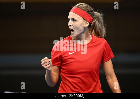 Glasgow, Scozia, 09/11/2022, Glasgow, Scozia, REGNO UNITO. 9th Novembre 2022. Il belga Maryna Zanevska celebra, durante una partita di tennis tra il belga Zanevska e lo slovacco Schmiedlova, la seconda partita del pareggio tra Belgio e Slovacchia nella fase di gruppo delle finali Billie Jean King Cup a Glasgow, Scozia, mercoledì 09 novembre 2022. Il torneo si svolge dal 8 al 13 novembre 2022. BELGA PHOTO LAURIE DIEFFEMBACQ Credit: Belga News Agency/Alamy Live News Foto Stock