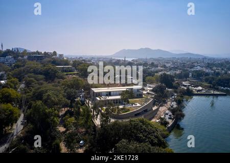 Vista drone. Lake House, Udaipur, India. Architetto: Matra Architects , 2020. Foto Stock