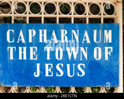 Cartello d'ingresso a Cafarnao, la città di Gesù in Galilea, Israele. Foto Stock