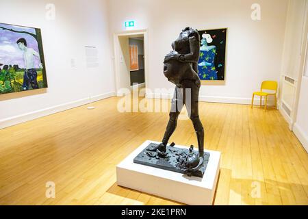 Damien Hirst, sgraziata scultura di guerra presso la Scottish National Gallery of Modern Art di Edimburgo, Scozia, Regno Unito. Foto Stock