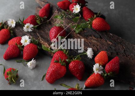 fragole ben selezionate Foto Stock