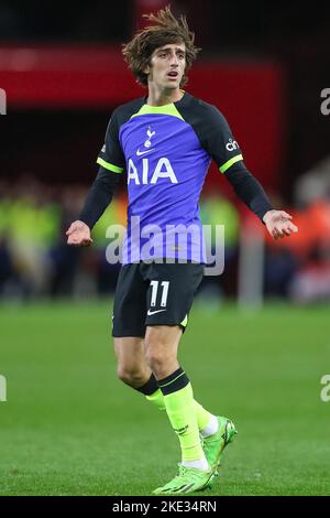 Nottingham, Regno Unito. 09th Nov 2022. Bryan Gil #11 di Tottenham Hotspur durante la partita del terzo round della Carabao Cup Nottingham Forest vs Tottenham Hotspur a City Ground, Nottingham, Regno Unito, 9th novembre 2022 (Photo by Gareth Evans/News Images) a Nottingham, Regno Unito il 11/9/2022. (Foto di Gareth Evans/News Images/Sipa USA) Credit: Sipa USA/Alamy Live News Foto Stock