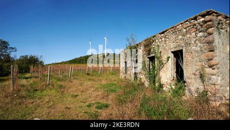 Rivoli Veronese (VR), Italia, alcune centrali eoliche Foto Stock