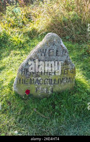 L'immagine è dei memoriali di Clan Stone nel campo di battaglia di Culloden Moor vicino a Inverness Foto Stock