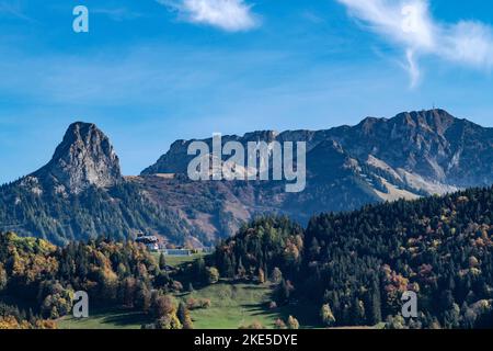 Suisse, Svizzera, Vaud, Waadt, Canton Vaud, Kanton Waadt, Vaud, Waadt, automne, Herbst, autunno, Montreux, ville, Stadt, Città, città, Son Foto Stock