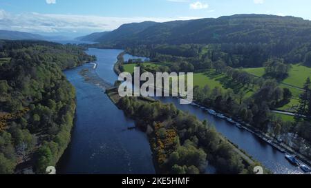 Una vista aerea del canale caledoniano in Scozia Foto Stock