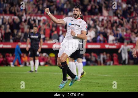 Siviglia, Spagna. 09th Nov 2022. Rafa Mir (12) del Sevilla FC visto durante la partita di LaLiga Santander tra Sevilla FC e Real Sociedad all'Estadio Ramon Sanchez Pizjuan di Siviglia. (Photo Credit: Gonzales Photo/Alamy Live News Foto Stock