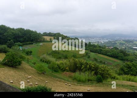 Fattoria rurale al confine con la Spagna francese Foto Stock