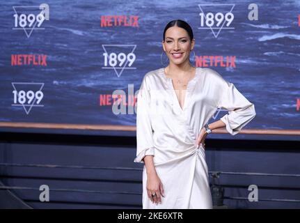 Berlino, Germania. 10th Nov 2022. Amy Mußul arriva in anteprima alla Netflix Series 1899 al Funkhaus Berlin. Credit: Annette Riedl/dpa/Alamy Live News Foto Stock