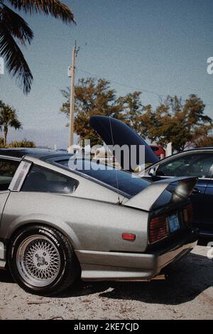 Datsun Z alla spiaggia Foto Stock