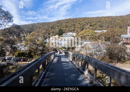 Stazione sciistica di Thredbo, situata all'interno del parco nazionale di Kosciuszko, nelle Snowy Mountains del NSW, Australia. 11/7/22 Foto Stock