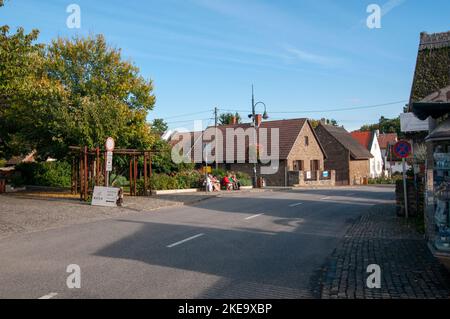 Tihany è un villaggio sulla riva settentrionale del lago Balaton sulla penisola di Tihany Veszprém County, Ungheria, l'intera penisola è un centro storico Foto Stock