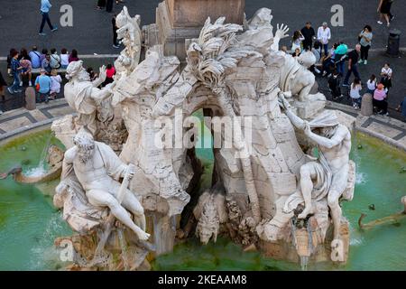 Fontana dei quattro fiumi, Piazza Navona, Roma, Lazio, Italia, Europa Foto Stock