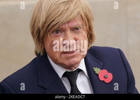 Il conservatore Michael Fabricant al National Memorial Arboretum, Alrewas, Staffordshire, prima del servizio Armistice Day, che segna l'anniversario della fine della prima guerra mondiale. Data immagine: Venerdì 11 novembre 2022. Foto Stock