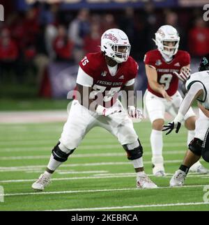 5 novembre 2022 - Fresno state Bulldogs offensivo lineman Braylen Nelson (75) in un gioco tra i Fresno state Bulldogs e le Hawaii Rainbow Warriors al Valley Children's Stadium di Fresno, CA - Michael Sullivan/CSM Foto Stock