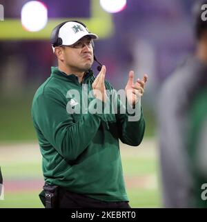 5 novembre 2022 - Hawaii Rainbow Warriors allenatore capo Timmy Chang in una partita tra il Fresno state Bulldogs e le Hawaii Rainbow Warriors al Valley Children's Stadium a Fresno, CA - Michael Sullivan/CSM Foto Stock