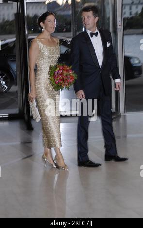 Copenaghen /Danimarca .il principe ereditario Frederik e la principessa ereditaria Mary arrivano alla cerimonia di premiazione della cultura di Pricness mary e del principe Frederik ad Operhus il 14 settembre 2008 (FOTO DI Francis Joseph Dean/Dean Pictures) Foto Stock