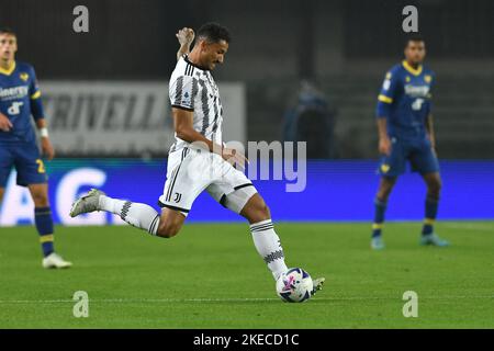 Verona, Italia. 10th Nov, 2022. danilo (juventus) durante Hellas Verona FC vs Juventus FC, campionato italiano di calcio Serie A match in Verona, Italia, Novembre 10 2022 Credit: Independent Photo Agency/Alamy Live News Foto Stock