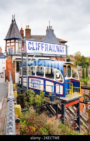 Bridgnorth Castle Hill Railway Co Ltd funicolare inclinata che collega Low Town e High Town. Bridgnorth, Shropshire, Inghilterra Foto Stock