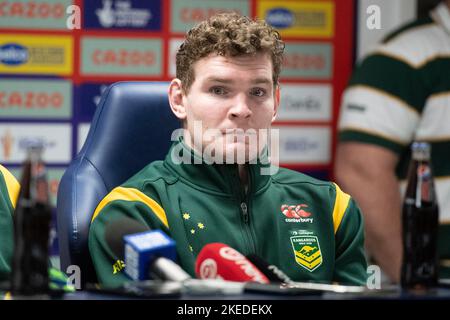 Leeds, Regno Unito. 11th Nov 2022. Australia 2nd Row Liam Martin alla conferenza stampa dopo il 2021° incontro di semifinale della Coppa del mondo di Rugby League tra Australia e Nuova Zelanda a Elland Road, Leeds, venerdì 11th novembre 2022. (Credit: Trivor Wilkinson | MI News) Foto Stock