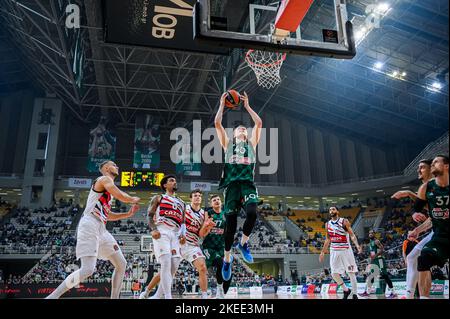 Atene, Grecia. 11th Nov 2022. #40 MARIUS GRIGONISof Panathinaikos durante l'Eurolega, turno 7, incontro tra Panathinaikos Atene e Cazoo Baskonia allo stadio OAKA il 11 novembre 2022 ad Atene, Grecia. Credit: Independent Photo Agency/Alamy Live News Foto Stock