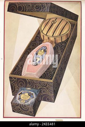 Cosmetici a marchio Vernafleur di CPC, 1927. Confezione regalo con talco in polvere, lattina di sali da bagno e scatola di sapone da toletta. Chromolithograph di un artista sconosciuto del catalogo dei prodotti della California Perfume Company (successivamente Avon), New York, Kansas, Montreal, 1927. Foto Stock