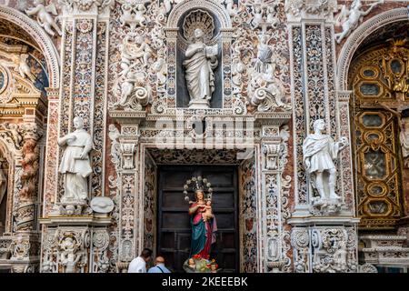 L'interno della Chiesa dell'Immacolata Concezione (Chiesa dell'Immacolata Concezione), Palermo, Sicilia, Italia. Foto Stock