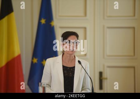 Atene, Grecia. 11th Nov 2022. Ministro degli affari esteri del Belgio, Hadja Lahbib, durante le dichiarazioni con il Ministro degli affari esteri della Grecia, Nikos Dendias. (Foto di Dimitrios Karvountzis/Pacific Press) Credit: Pacific Press Media Production Corp./Alamy Live News Foto Stock