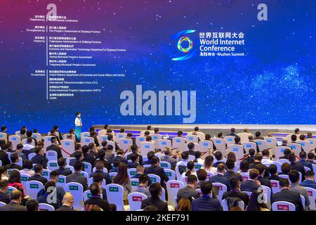 Hangzhou, provincia cinese di Zhejiang. 9th Nov 2022. Il 2022 World Internet Conference Wuzhen Summit si apre a Wuzhen, Provincia di Zhejiang, Cina orientale, 9 novembre 2022. Credit: Notizie dal vivo su Jiang Han/Xinhua/Alamy Foto Stock