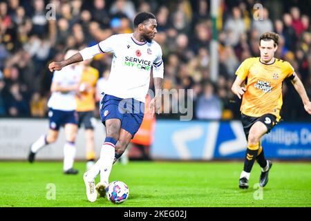 Cambridge Sabato 12th Novembre 2022. Ricardo Almedia Santos (5 Bolton Wanderers) durante la partita della Sky Bet League 1 tra Cambridge United e Bolton Wanderers al R Costings Abbey Stadium di Cambridge sabato 12th novembre 2022. Credit: MI News & Sport /Alamy Live News Foto Stock