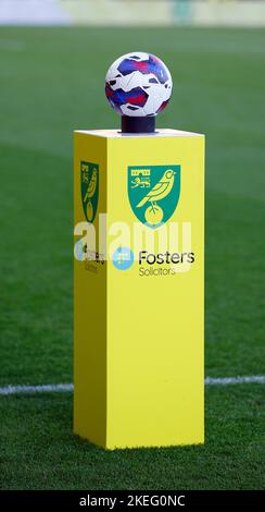 Norwich, Regno Unito. 12th Nov 2022. Il pallone prima della partita del Campionato Sky Bet tra Norwich City e Middlesbrough a Carrow Road il 12th 2022 novembre a Norwich, Inghilterra. (Foto di Mick Kearns/phcimages.com) Credit: PHC Images/Alamy Live News Foto Stock