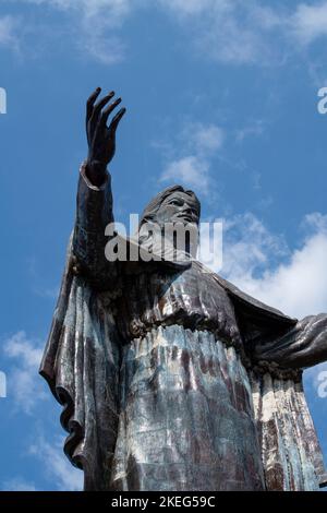 Sud-est asiatico, Timor orientale, alias Timor orientale Leste, capitale di Dili. Cristo Rei di Dili, statua del Cristo Re di Dili. Foto Stock