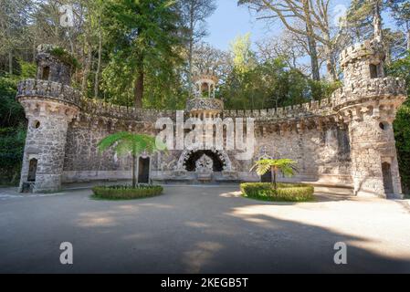 Portale dei Guardiani a Quinta da Regaleira - Sintra, Portogallo Foto Stock