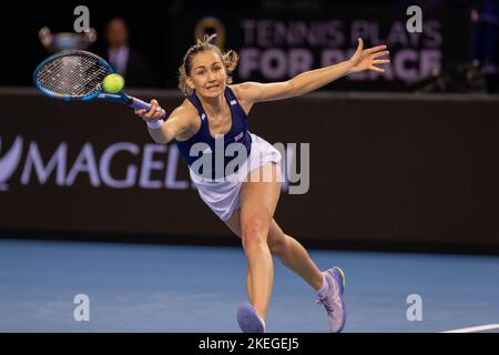 Glasgow, Scozia 12th novembre 2022. Storm Sanders e Samantha Stosur dell'Australia hanno battuto Alicia Barnett e Olivia Nicholls del Team GB per raggiungere il Foto Stock