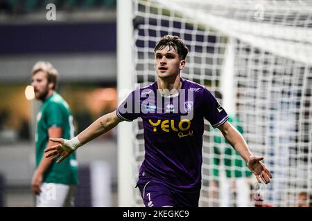 Il Thibo Baeten di Beerschot festeggia dopo aver segnato la partita di calcio tra K. Beerschot V.A. e RE Virton, sabato 12 novembre 2022 ad Anversa, il 13° giorno della prima divisione del campionato belga "Challenger Pro League" del 2022-2023. BELGA FOTO TOM GOYVAERTS Foto Stock