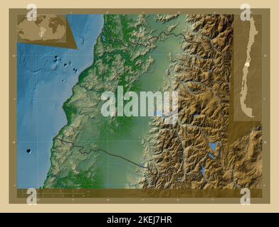 Maule, regione del Cile. Mappa di altitudine colorata con laghi e fiumi. Mappe delle posizioni ausiliarie degli angoli Foto Stock