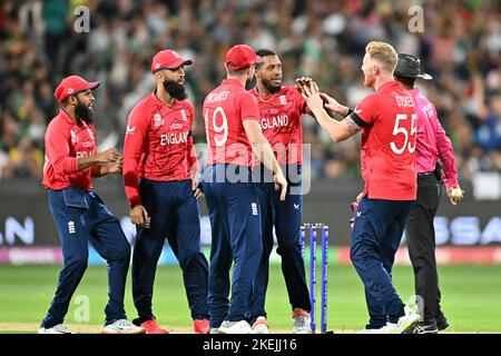 Melbourne, Australia. 13th novembre 2022. Durante l'ICC Men's T20 World Cup match tra Pakistan e Inghilterra al Melbourne Cricket Ground il 13 novembre 2022 a Melbourne, Australia. (Foto : Izhar Khan) IMMAGINE LIMITATA AD USO EDITORIALE - RIGOROSAMENTE NESSUN USO COMMERCIALE Credit: Izhar Ahmed Khan/Alamy Live News/Alamy Live News Foto Stock