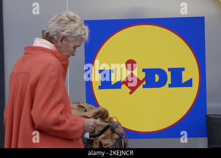 DANMARK/DANIMARCA. Negozi danesi al mercato della drogheria Deucteh ching lidl nella capitale danese. /Sett. 18, 2008 (Photo.Francis Joseph Dean/Dean Pictures) Foto Stock