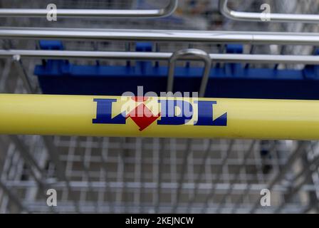 DANMARK/DANIMARCA. Negozi danesi al mercato della drogheria Deucteh ching lidl nella capitale danese. /Sett. 18, 2008 (Photo.Francis Joseph Dean/Dean Pictures) Foto Stock