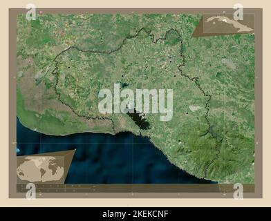 Cienfuegos, provincia di Cuba. Mappa satellitare ad alta risoluzione. Posizioni delle principali città della regione. Mappe delle posizioni ausiliarie degli angoli Foto Stock