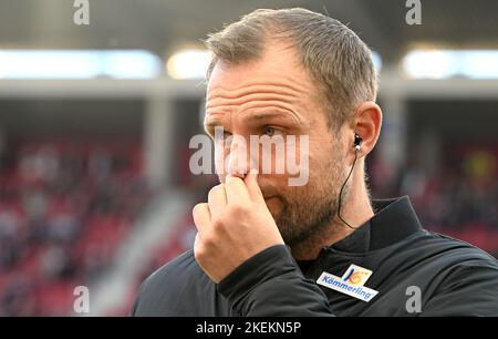Magonza, Germania. 13th Nov 2022. Calcio: Bundesliga, FSV Mainz 05 - Eintracht Francoforte, Giornata 15, Mewa Arena. Allenatore di Mainz Bo Svensson. Credit: Torsten Silz/dpa - NOTA IMPORTANTE: In conformità ai requisiti della DFL Deutsche Fußball Liga e del DFB Deutscher Fußball-Bund, è vietato utilizzare o utilizzare fotografie scattate nello stadio e/o della partita sotto forma di sequenze di immagini e/o serie di foto simili a video./dpa/Alamy Live News Foto Stock