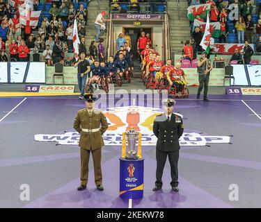 Sheffield, Regno Unito. 13th Nov 2022. Inghilterra e Galles entrano in campo durante la partita semifinale 2021 della Wheelchair Rugby League Inghilterra vs Galles all'English Institute of Sport Sheffield, Sheffield, Regno Unito, 13th novembre 2022 (Foto di Mark Cosgrove/News Images) a Sheffield, Regno Unito il 11/13/2022. (Foto di Mark Cosgrove/News Images/Sipa USA) Credit: Sipa USA/Alamy Live News Foto Stock