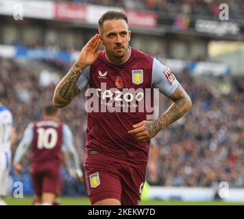 Wolverhampton, Regno Unito. 13th Nov 2022. 13 Nov 2022 - Brighton and Hove Albion v Aston Villa - Premier League - American Express Community Stadium ` Aston Villa's Danny Ings celebra il punteggio del suo obiettivo contro Brighton Picture Credit: Mark Pain/Alamy Live News Foto Stock