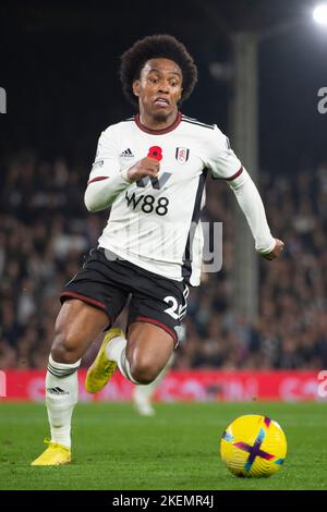 Londra, Regno Unito. 13th Nov 2022. Willian di Fulham durante la partita della Premier League tra Fulham e Manchester United a Craven Cottage, Londra, Inghilterra il 13 novembre 2022. Foto di Salvio Calabrese. Solo per uso editoriale, licenza richiesta per uso commerciale. Non è utilizzabile nelle scommesse, nei giochi o nelle pubblicazioni di un singolo club/campionato/giocatore. Credit: UK Sports Pics Ltd/Alamy Live News Foto Stock