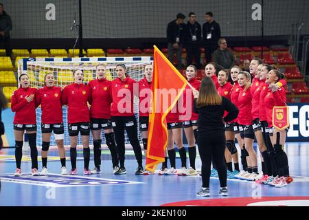 SKOPJE, MACEDONIA - NOVEMBRE 13: Giocatori del Montenegro durante il Main Round - EHF EURO 2022 incontro tra Frankrijk e Montenegro all'Arena Boris Trajkovski il 13 novembre 2022 a Skopje, Macedonia (Foto di Henk Seppen/Orange Pictures) Foto Stock