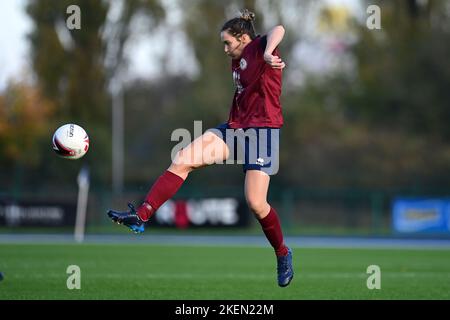 Stephanie Turner di Cardiff ha incontrato il WFC - Mandatory by-line: Ashley Crowden - 13/11/2022 - CALCIO - Cardiff International Sports Stadium - Cardiff, Galles - Cardiff City Women FC vs Cardiff ha incontrato il WFC - Generale Adran Premier Phase 1 22/23 Foto Stock